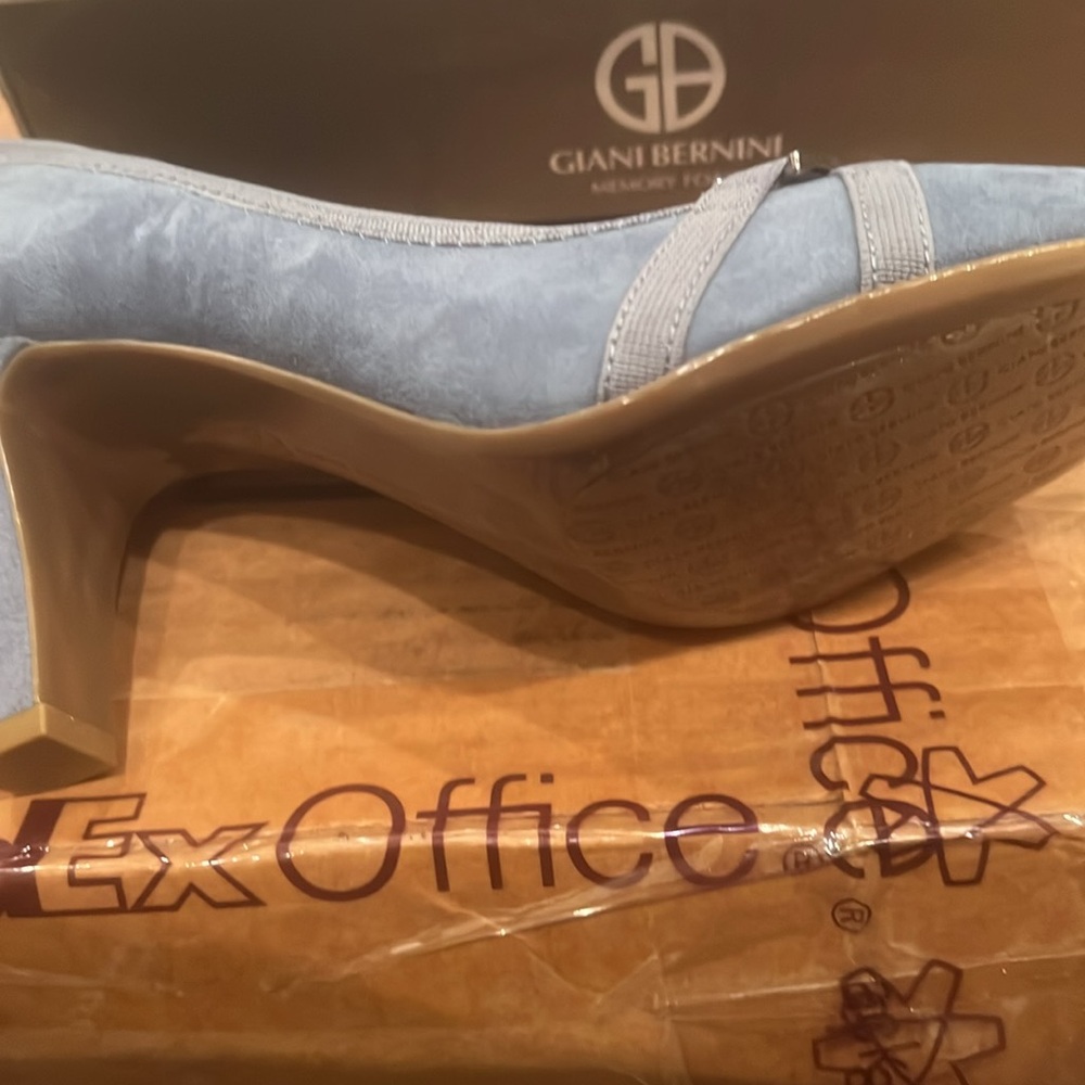 Gianni Bernini Memory Foam Pumps in Violetta Blue Vintage Jean Sz 8 NEW - Picture 11 of 17